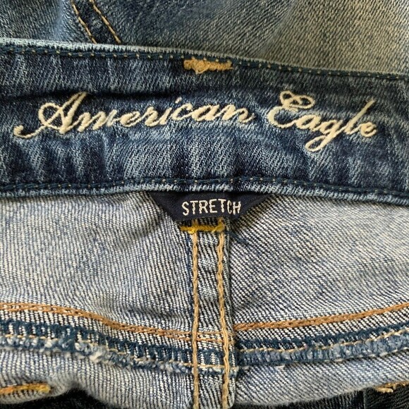 American Eagle Denim Booty Shorts Women Sz 2 Destroyed Cutoffs - Picture 5 of 7